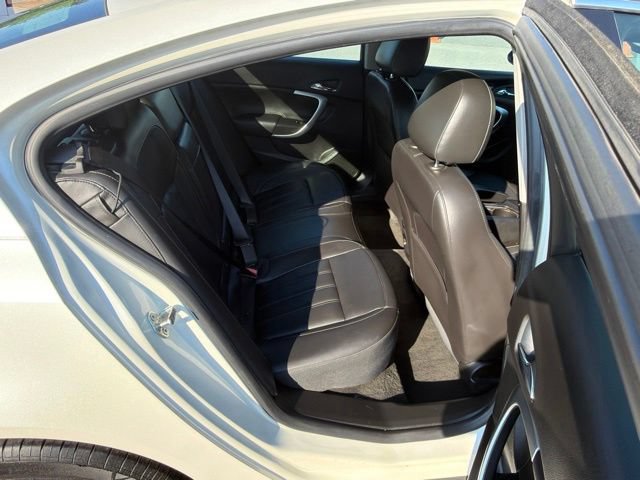 Used 2013 Buick Regal Premium FWD image 34
