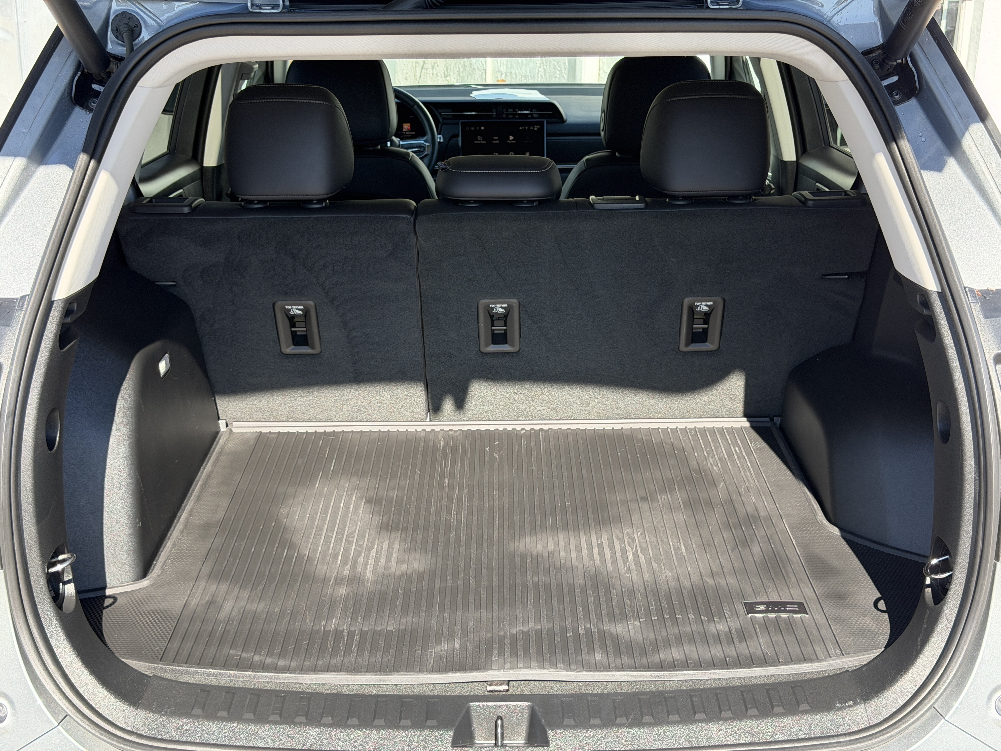 Certified 2026 GMC Terrain Denali w/ LPO, Floor Liner Package AWD/4WD image 11