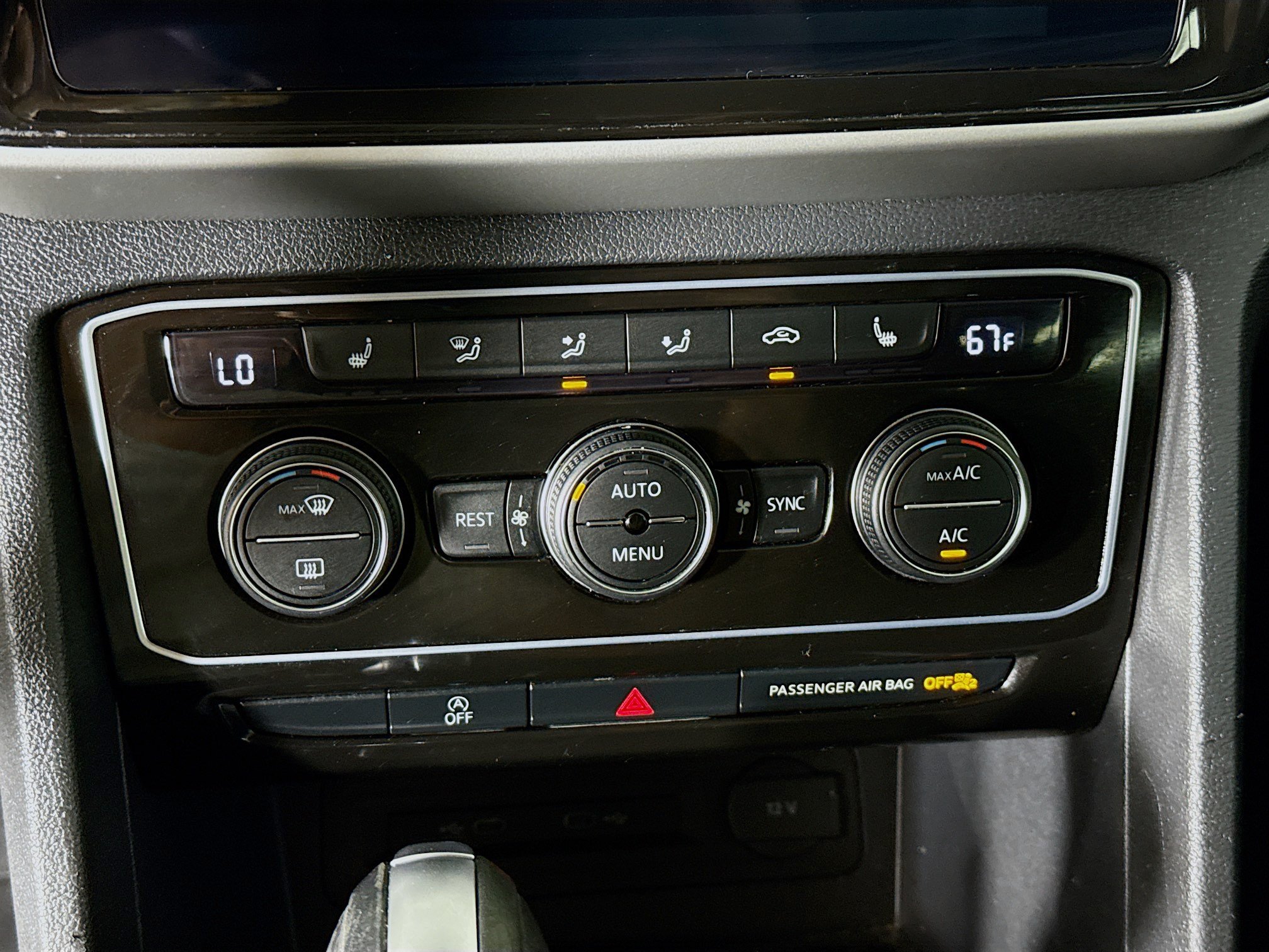 Used 2023 Volkswagen Atlas SE FWD image 17