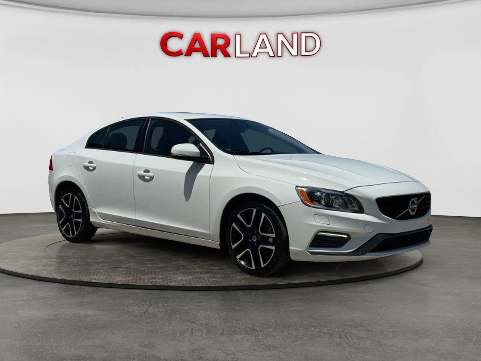 Used 2017 Volvo S60 T5 Dynamic FWD image 9
