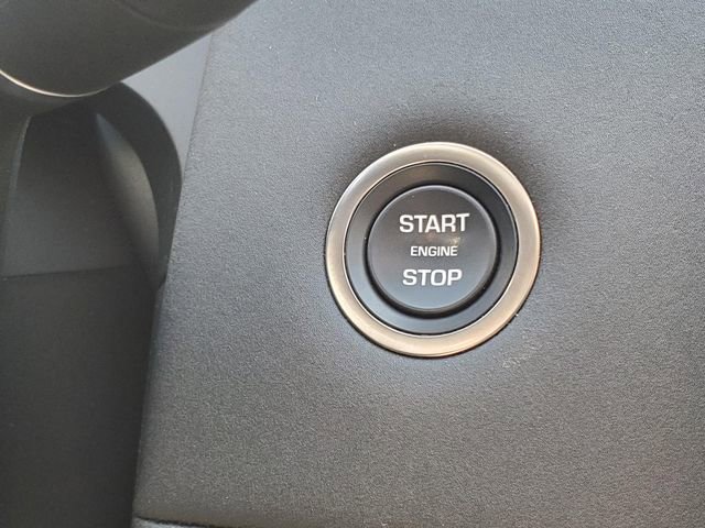 Used 2025 Land Rover Discovery Sport S image 27