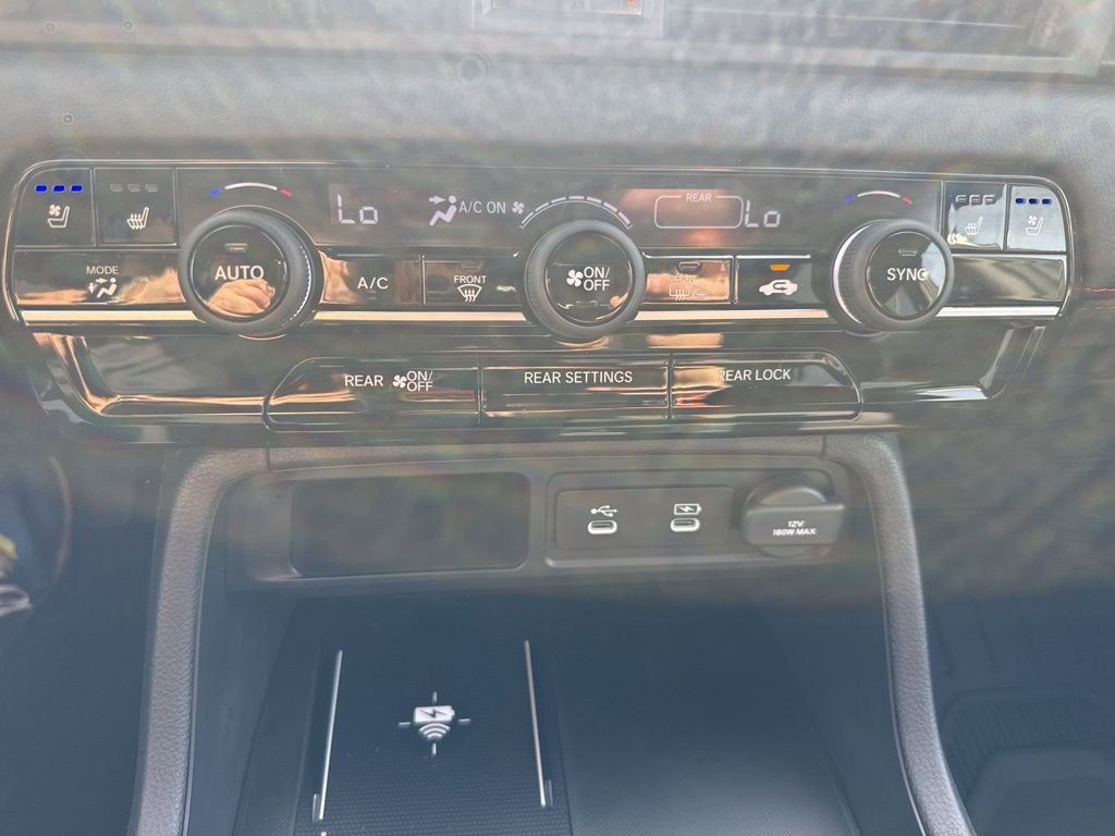 New 2026 Honda Pilot Black Edition image 24