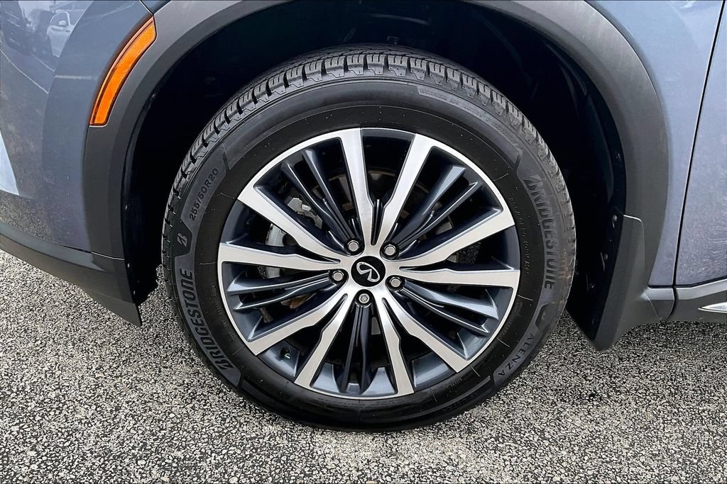 Certified 2023 INFINITI QX60 Sensory w/ Vision Package FWD image 11