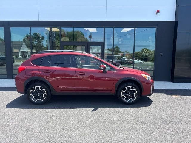 Used 2016 Subaru Crosstrek 2.0i Limited AWD/4WD image 2