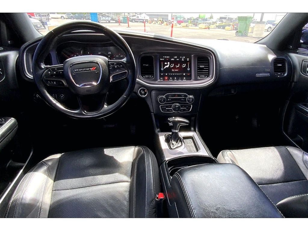 Used 2020 Dodge Charger SXT w/ Plus Group RWD image 16