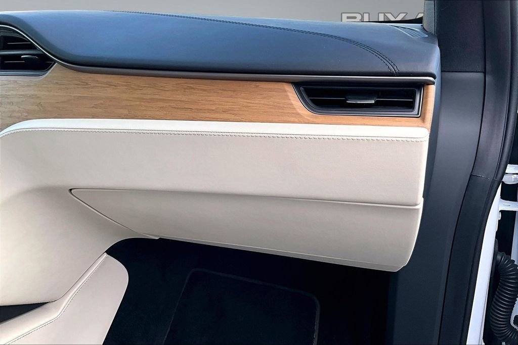 Used 2019 Tesla Model X Long Range image 17