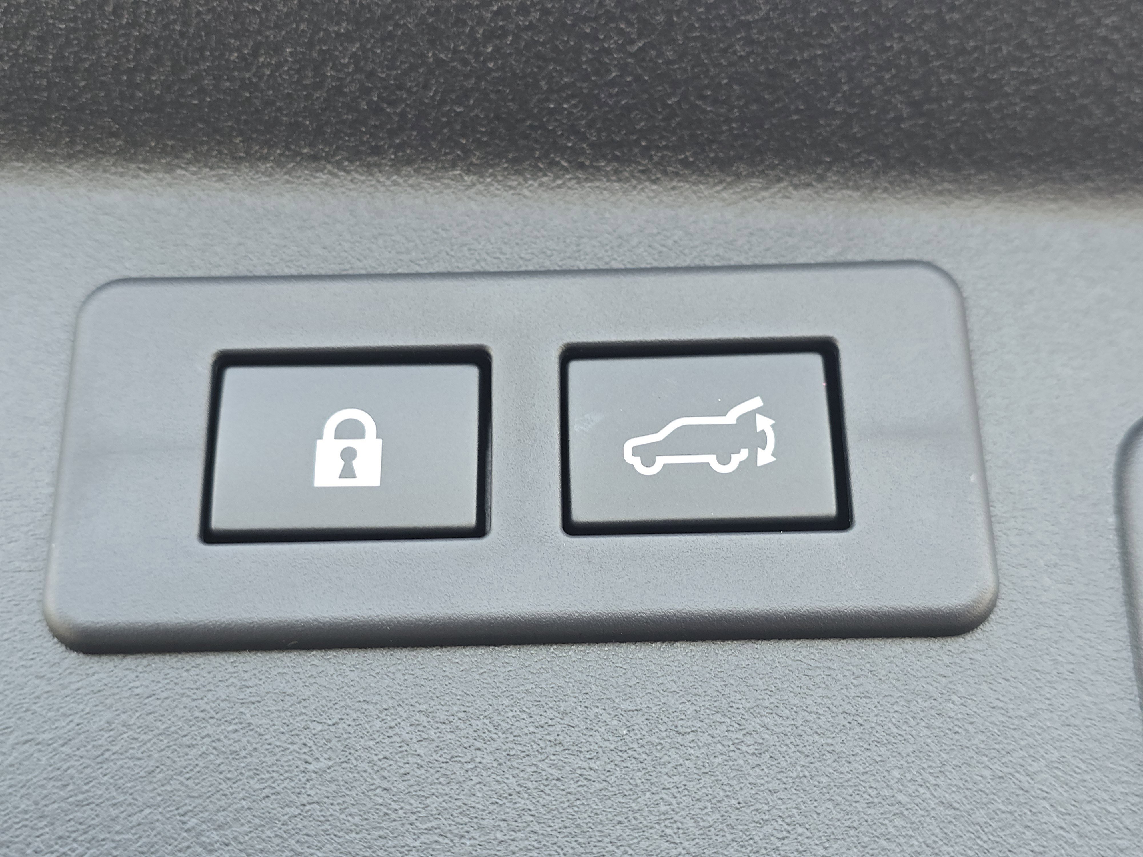 New 2026 Subaru Outback Touring image 18