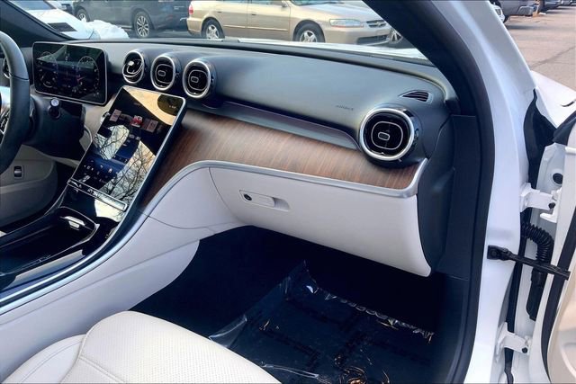 Used 2025 Mercedes-Benz C 300 4MATIC Sedan image 15