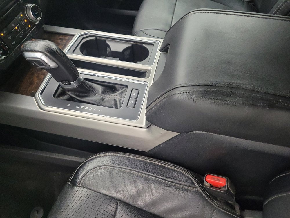 Used 2015 Ford F150 Platinum w/ Equipment Group 701A Luxury RWD image 26