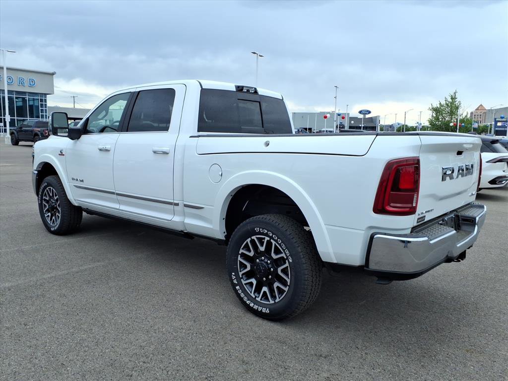Used 2025 RAM 2500 Limited AWD/4WD image 3