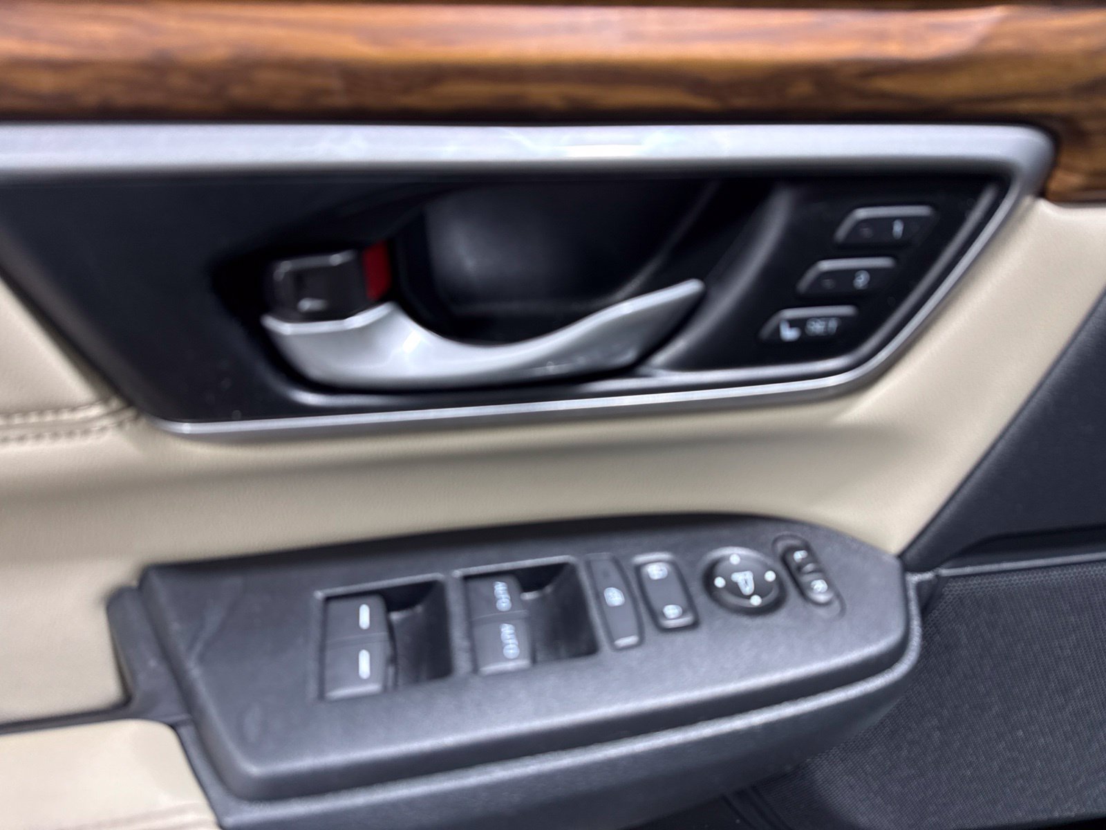 Used 2022 Honda CR-V EX-L image 25