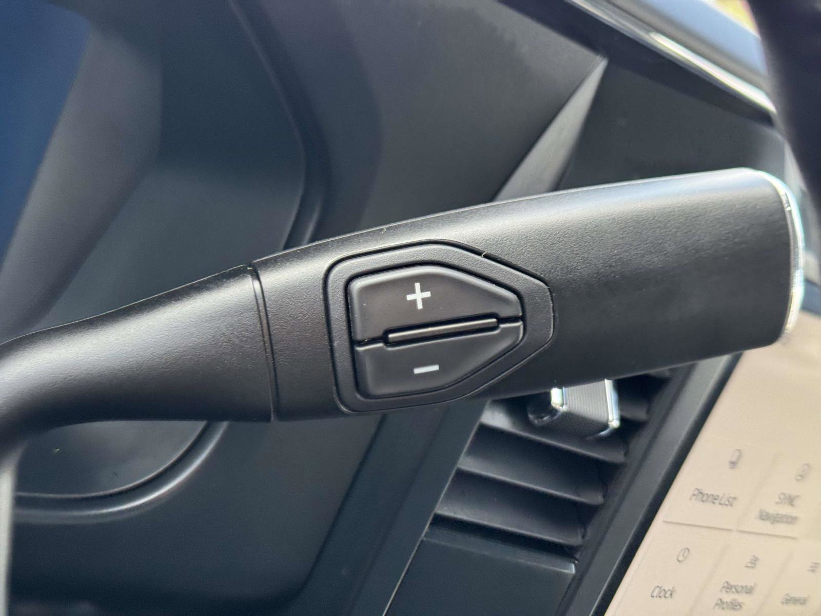 Used 2024 Ford F350 Lariat w/ Sport Appearance Package image 24