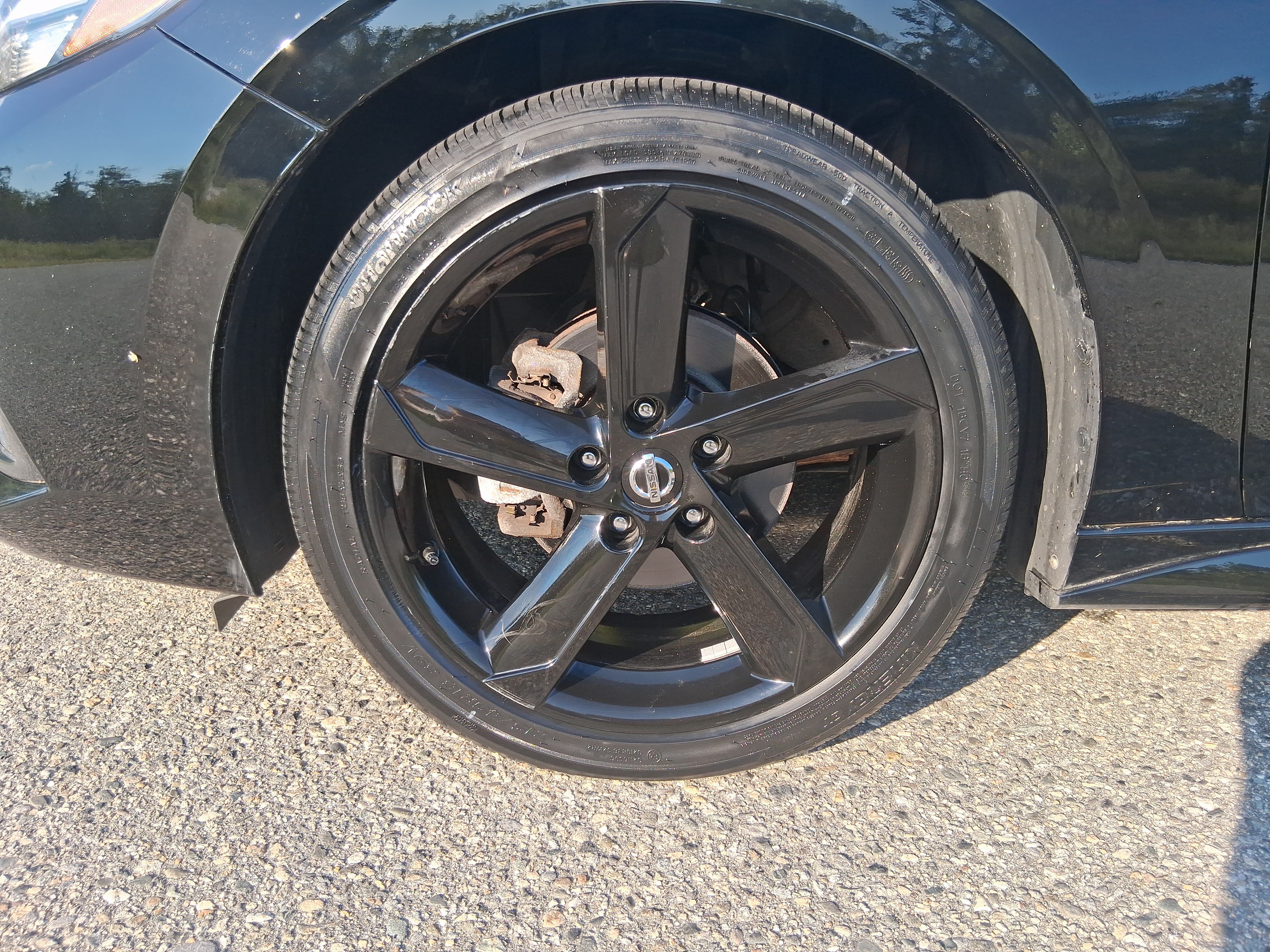 Certified 2023 Nissan Sentra SR w/ Midnight Edition Package FWD image 12