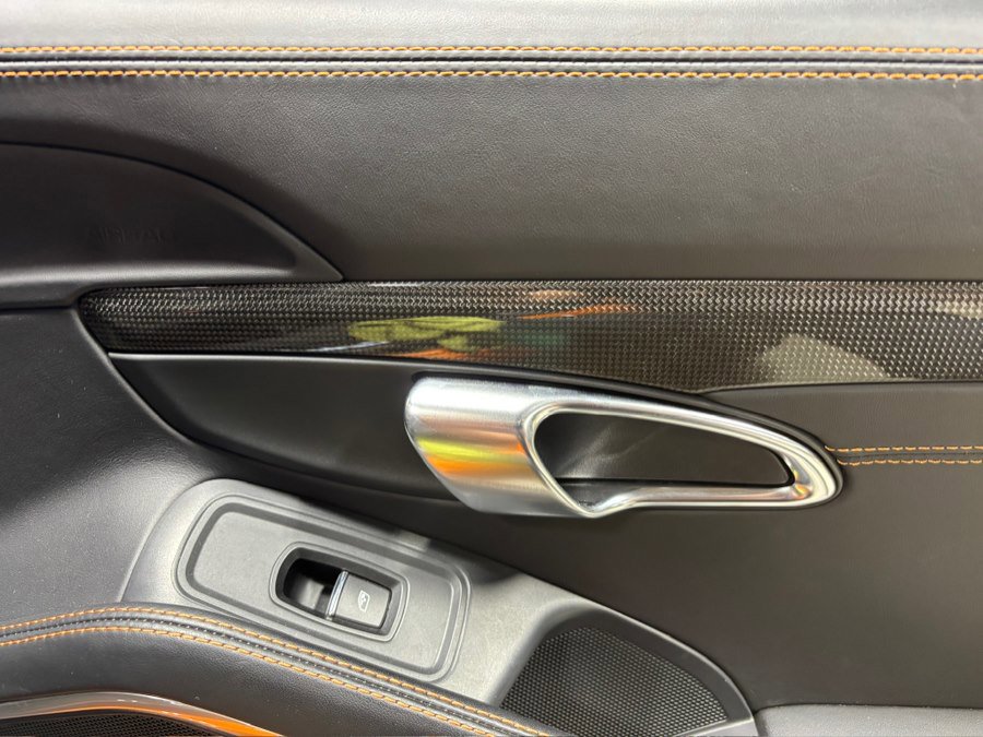 Used 2014 Porsche 911 Turbo S image 17