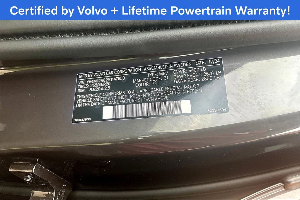 Used 2025 Volvo XC60 B5 Plus image 45