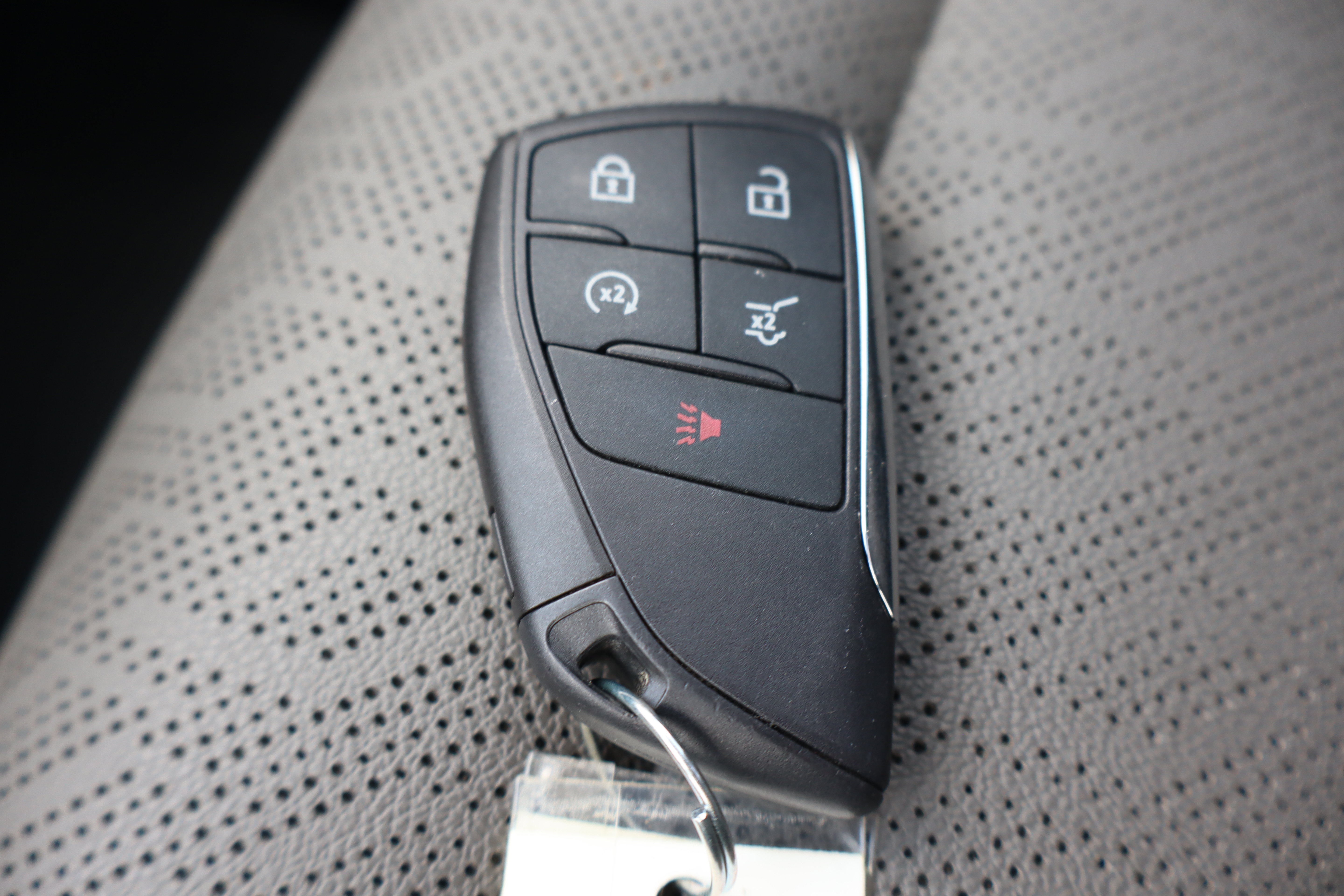 Used 2025 Chevrolet Equinox LT w/ Convenience Package II AWD/4WD image 28