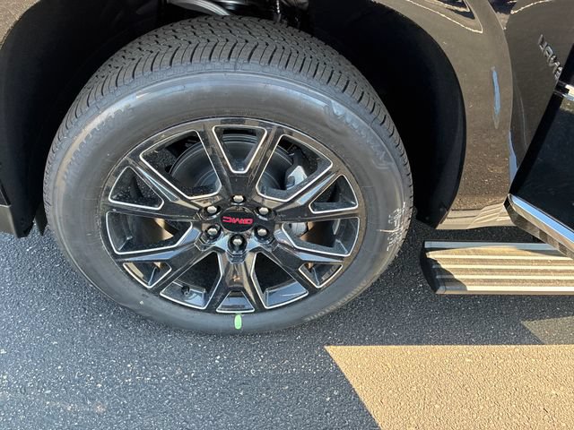 New 2026 GMC Yukon Denali w/ Denali Reserve Package AWD/4WD image 30