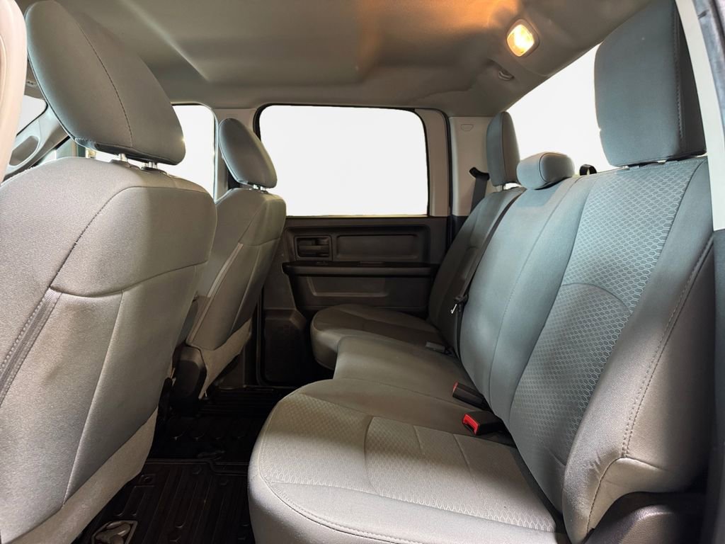Used 2014 RAM 2500 Tradesman w/ Chrome Appearance Group AWD/4WD image 24