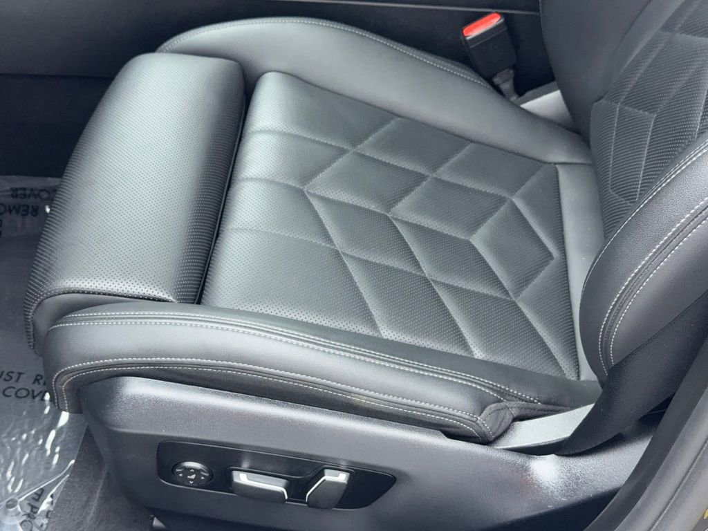 Used 2024 BMW i5 eDrive40i image 39