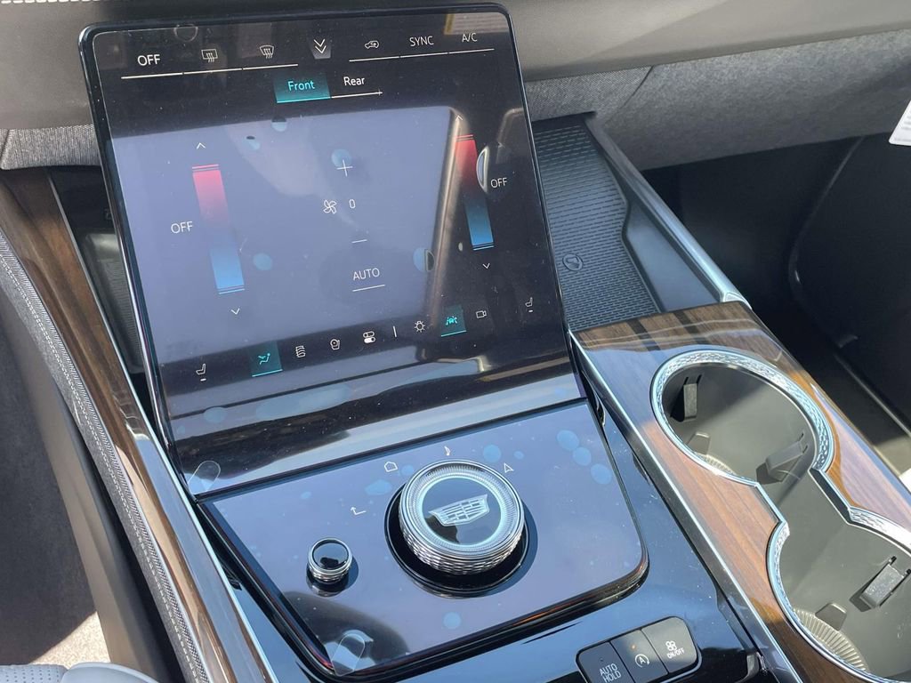 New 2026 Cadillac Escalade ESV Platinum Sport w/ LPO, ONYX Package image 27