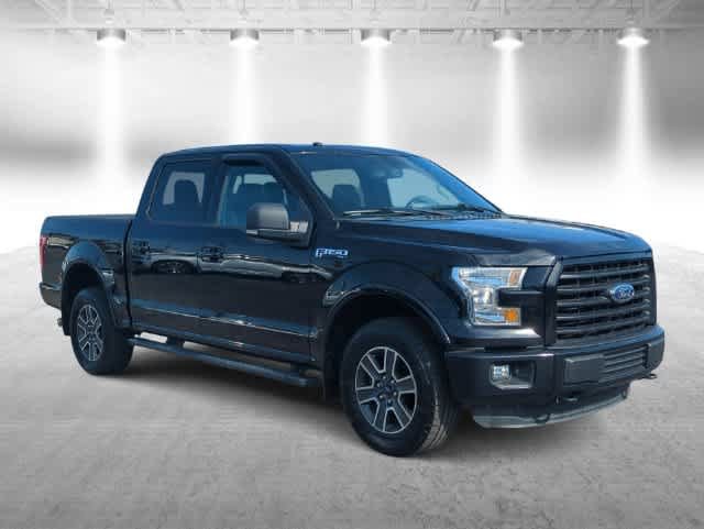 Used 2016 Ford F150 XLT w/ Equipment Group 302A Luxury AWD/4WD image 2