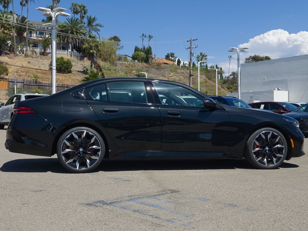 New 2027 BMW 530i w/ M Sport Package RWD image 3