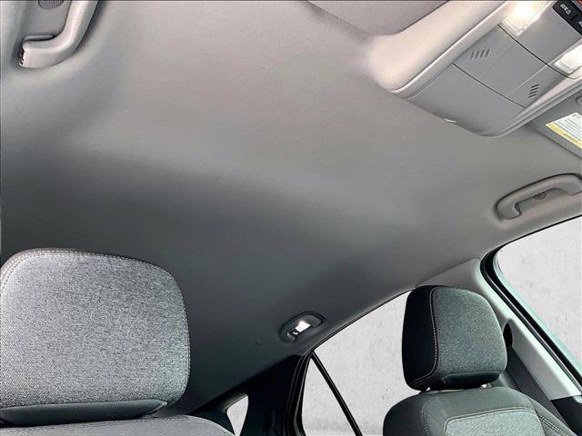 Used 2024 Chevrolet Equinox LT FWD image 17