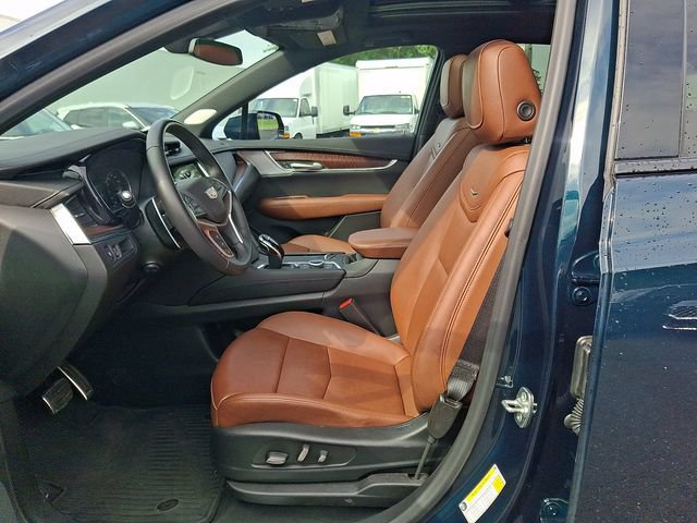 Certified 2024 Cadillac XT5 Sportv AWD/4WD image 16