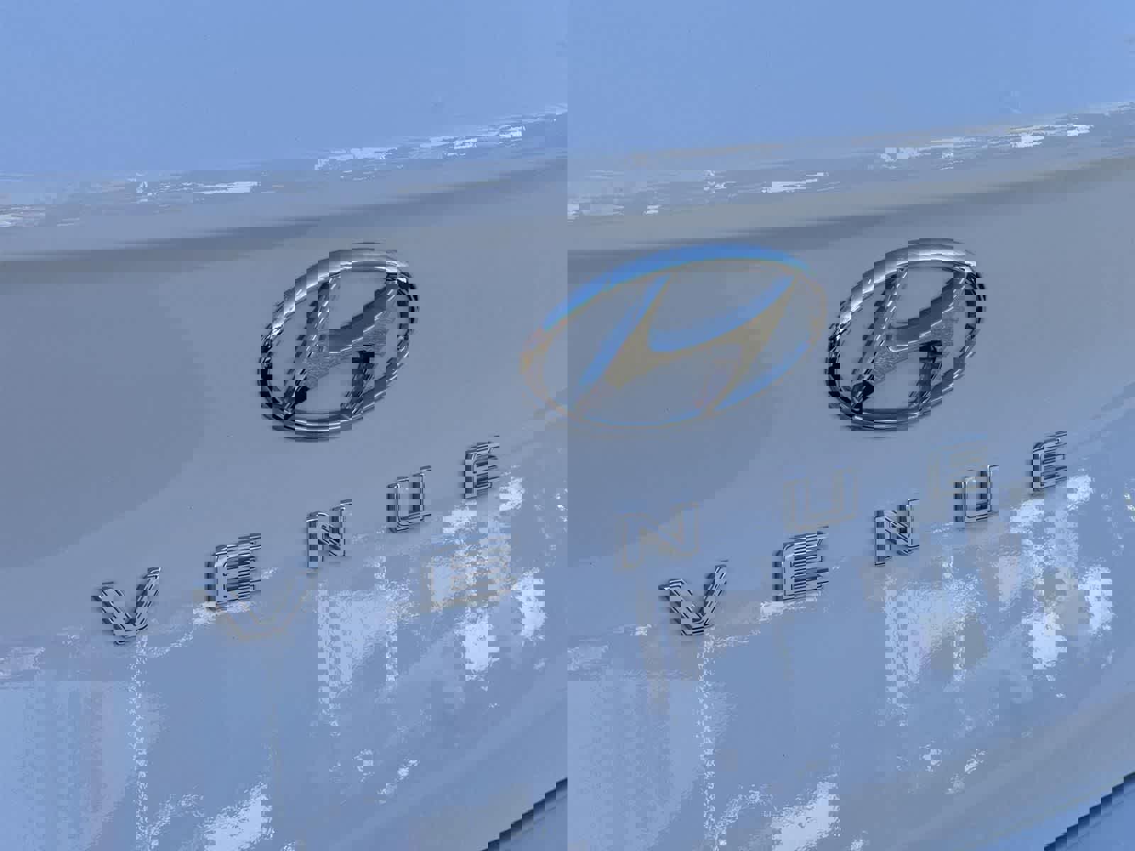 Used 2022 Hyundai Venue SEL image 11