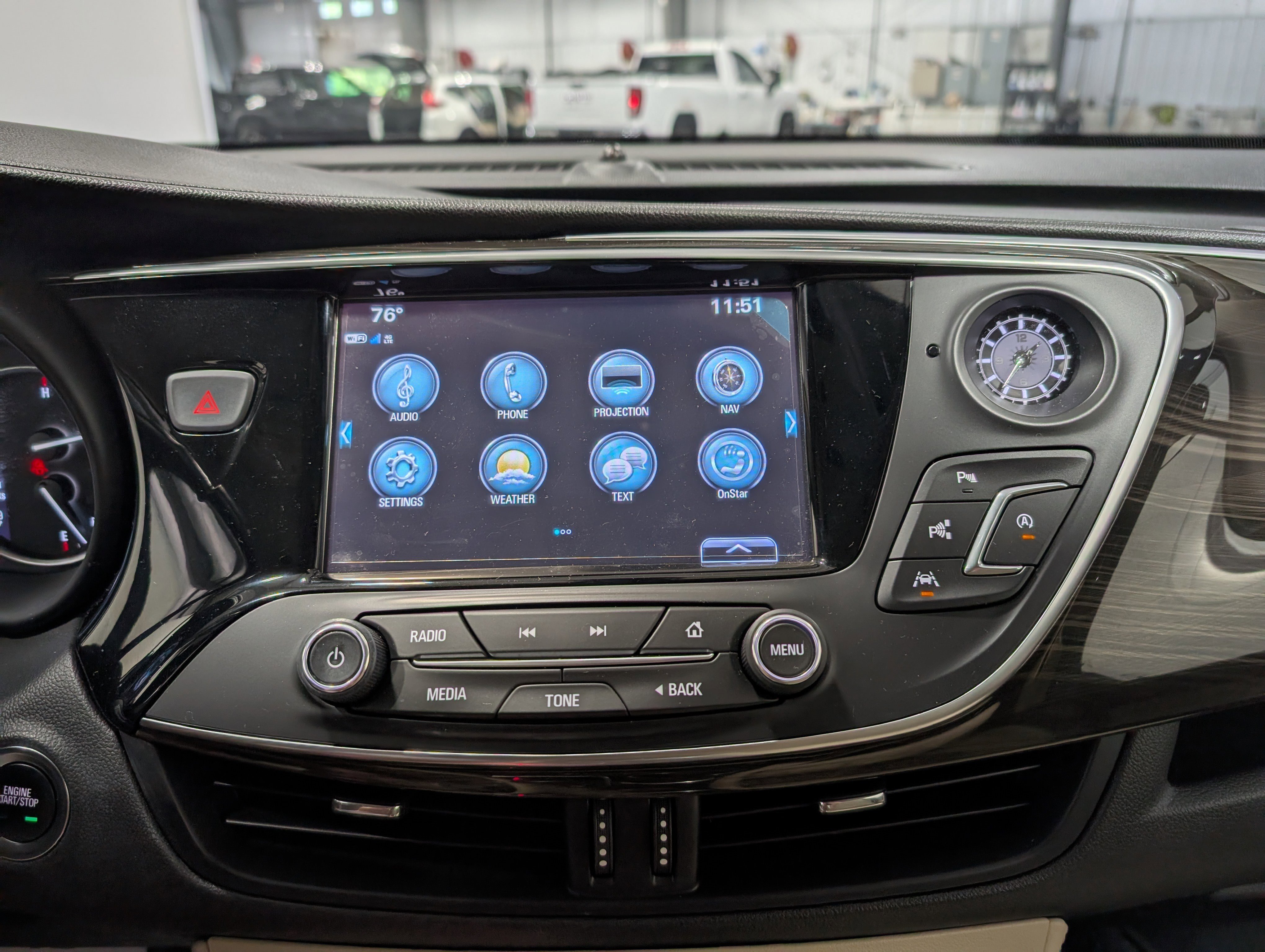 Used 2020 Buick Envision Premium w/ Driver Confidence Package image 24