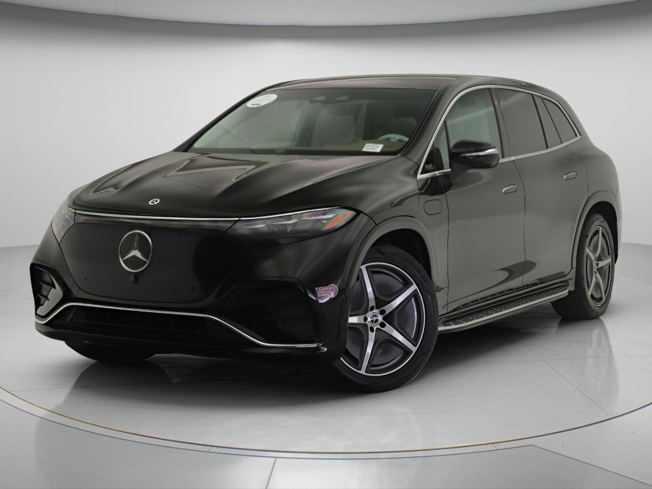 Used 2023 Mercedes-Benz EQS 580 4MATIC SUV image 3