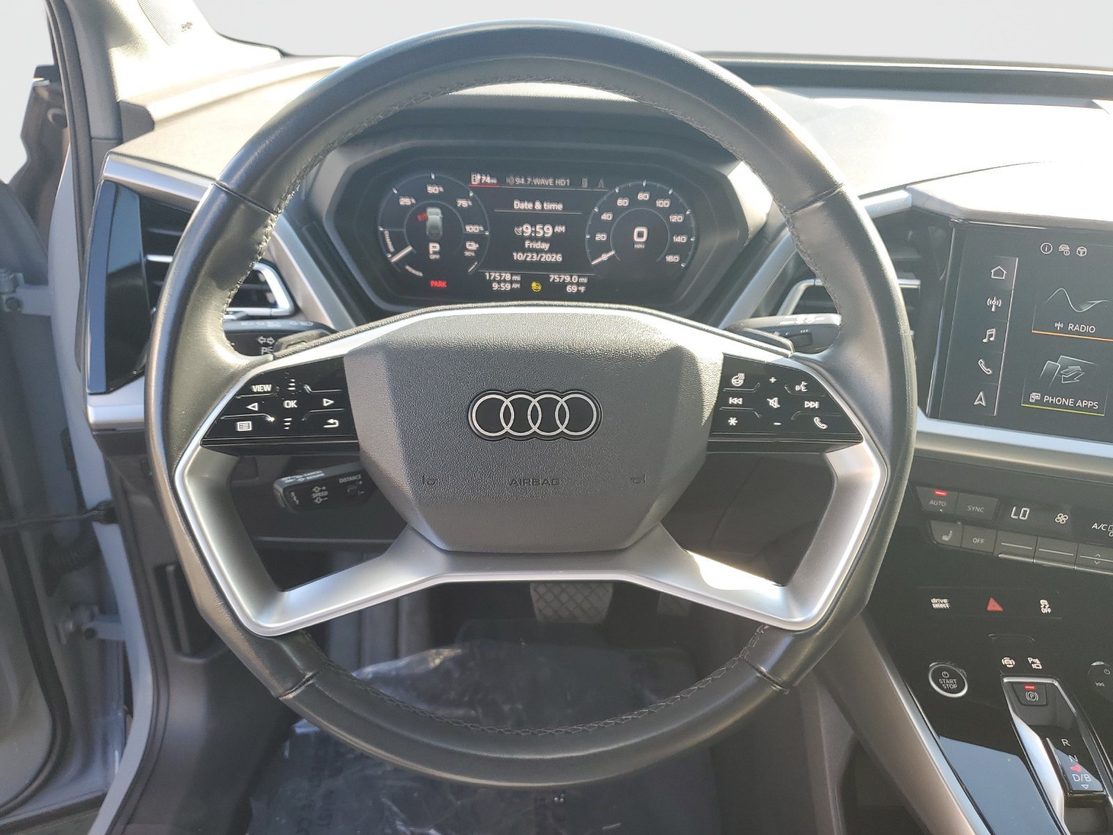 Used 2024 Audi Q4 e-tron Premium Plus w/ Premium Plus RWD image 28