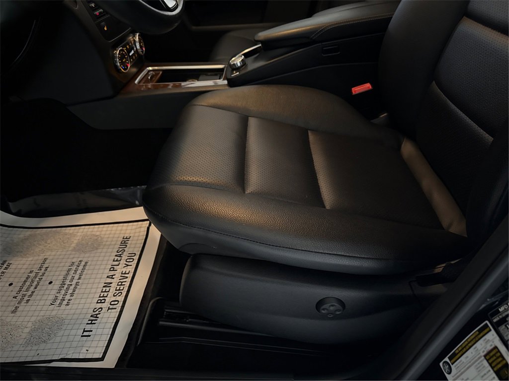 Used 2015 Mercedes-Benz GLK 350 2WD image 40