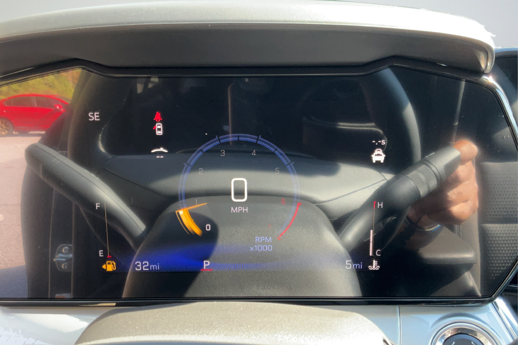 New 2026 Chevrolet Trax LT w/ Driver Confidence Package FWD image 12