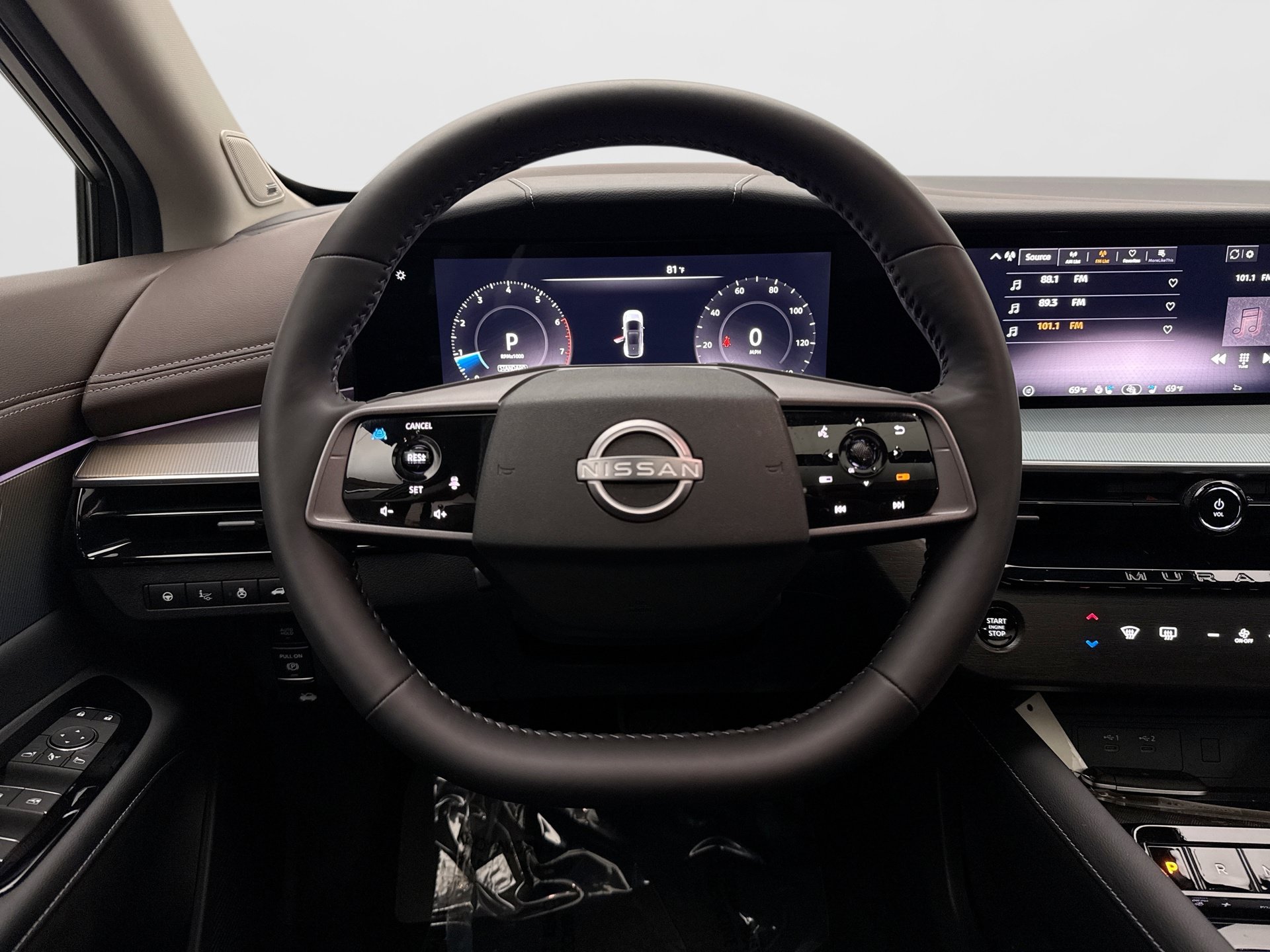 Used 2025 Nissan Murano Platinum w/ Cargo Package AWD/4WD image 12