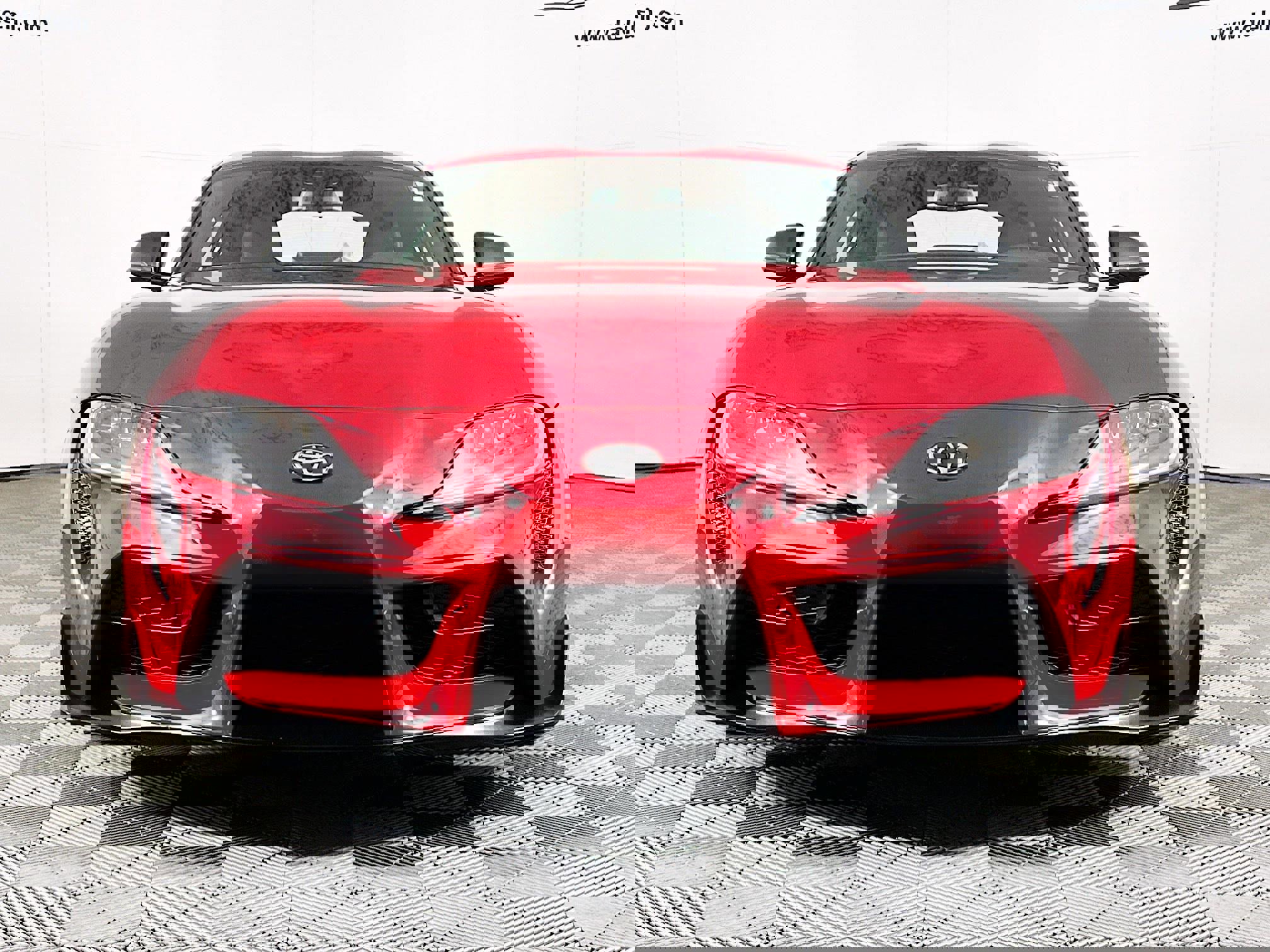 Used 2025 Toyota Supra Premium w/ Driver Assist Package image 2