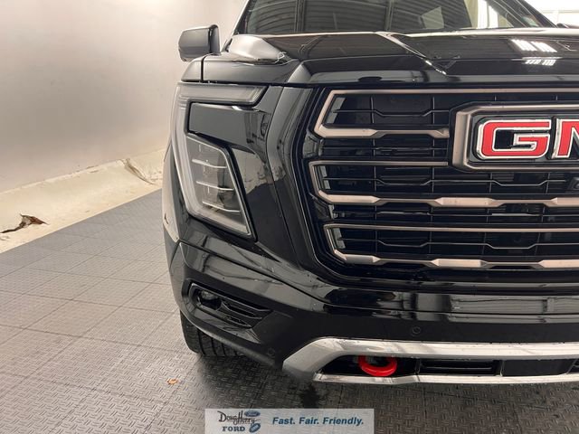 Used 2025 GMC Yukon XL AT4 Ultimate image 9