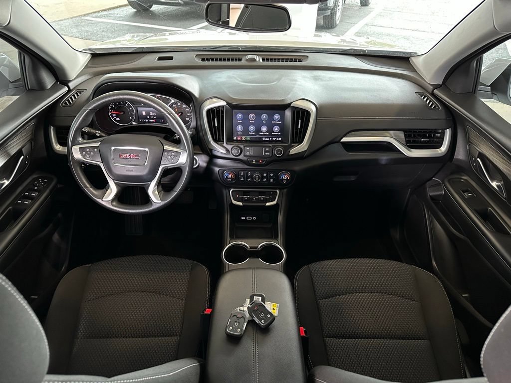 Used 2024 GMC Terrain SLE w/ Driver Convenience Package FWD image 21