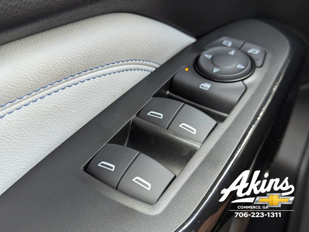 New 2026 Chevrolet Trax LT w/ LT Convenience Package FWD image 24