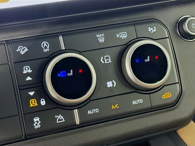 New 2026 Land Rover Defender 110 S image 23
