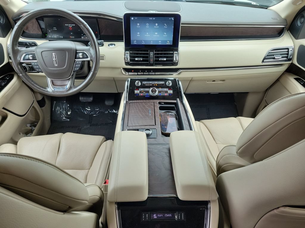 Used 2018 Lincoln Navigator Select w/ Cargo Package RWD image 14