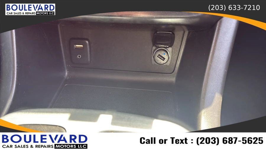 Used 2016 Chevrolet Colorado LT w/ LT Convenience Package AWD/4WD image 20