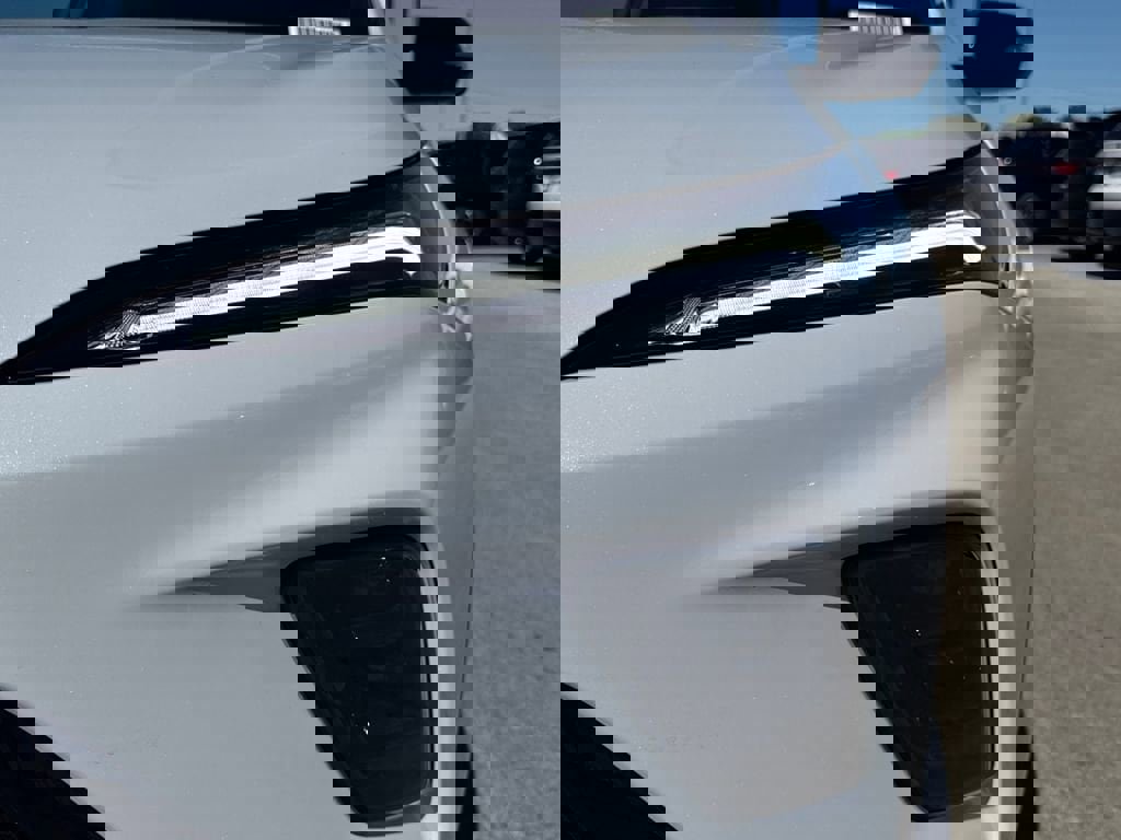 New 2026 Buick Enclave Sport Touring w/ Power Package image 9