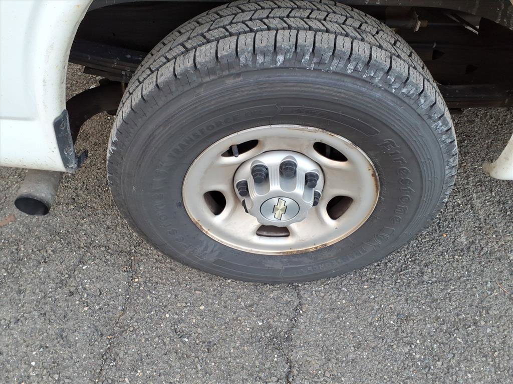 Used 2020 Chevrolet Express 2500 image 7