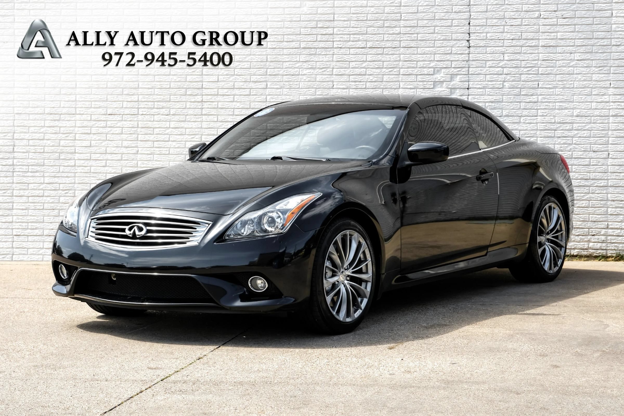 Used 2012 INFINITI G37 Convertible w/ Premium Pkg