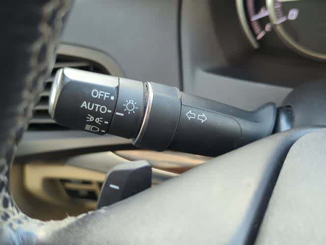 Used 2020 Acura MDX SH-AWD image 30