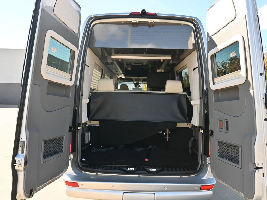 Used 2014 Mercedes-Benz Sprinter 3500 image 58
