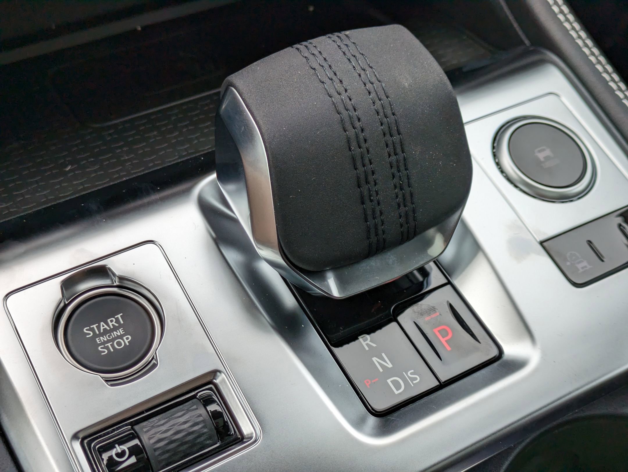 New 2026 Jaguar F-PACE R-Dynamic S image 15