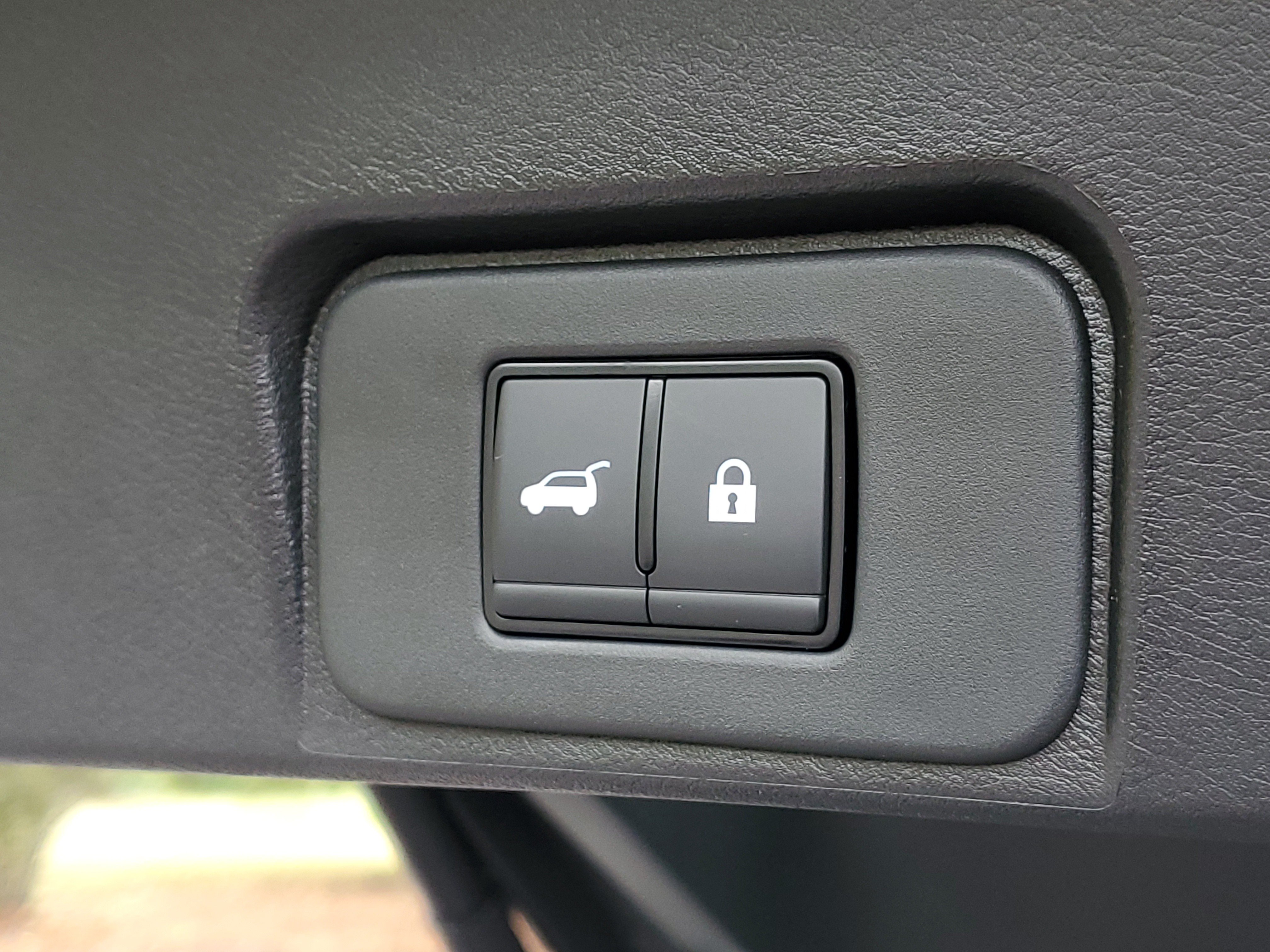 New 2027 Nissan Rogue SV w/ Rock Creek Premium Package AWD/4WD image 32