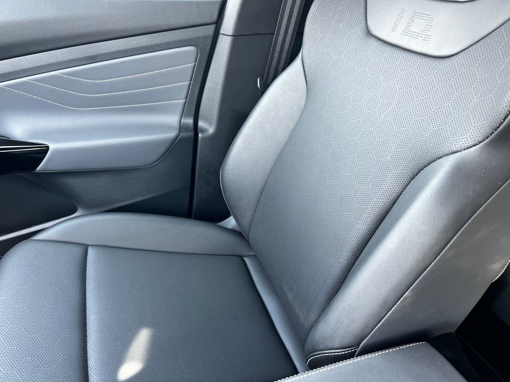 Used 2023 Volkswagen ID.4 Pro S image 30